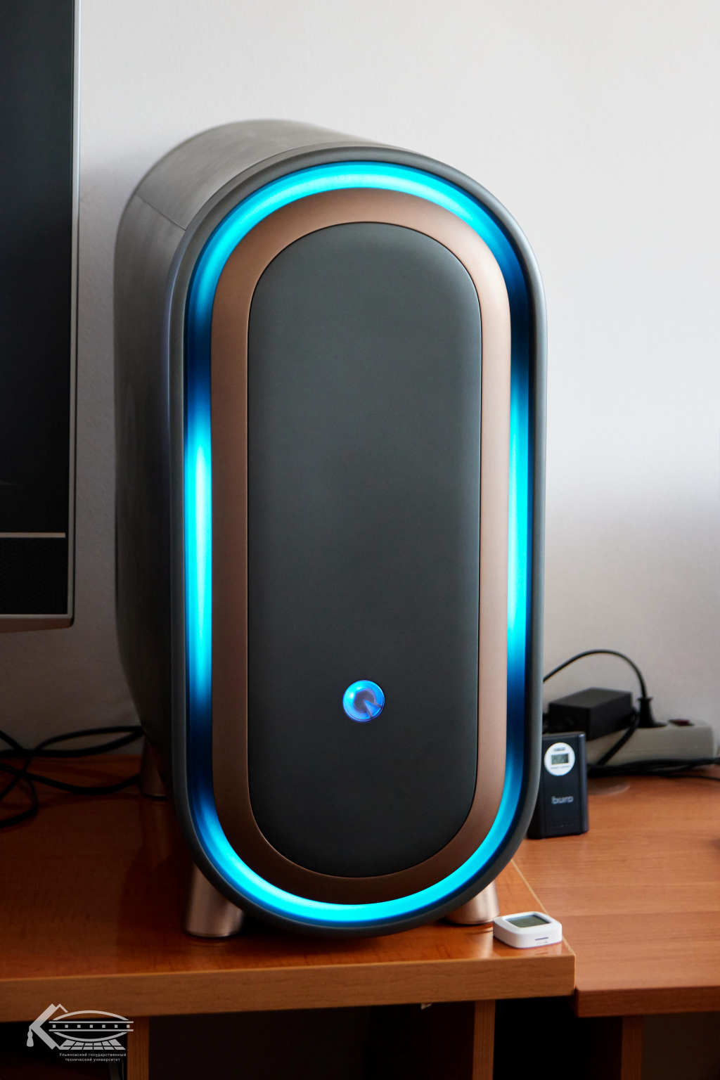 Q1